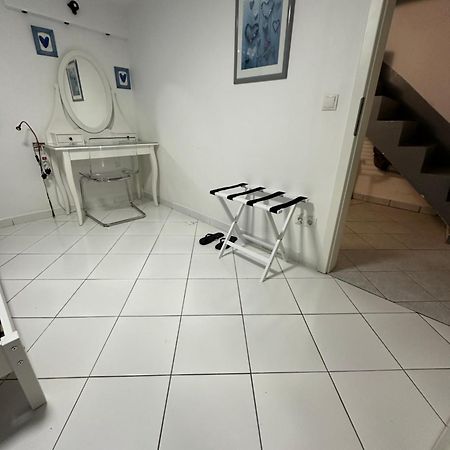 Simple Room In Luxembourg City エクステリア 写真