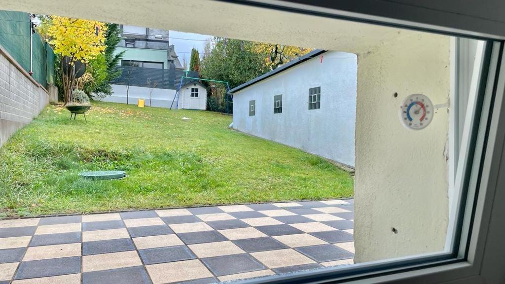 Simple Room In Luxembourg City エクステリア 写真