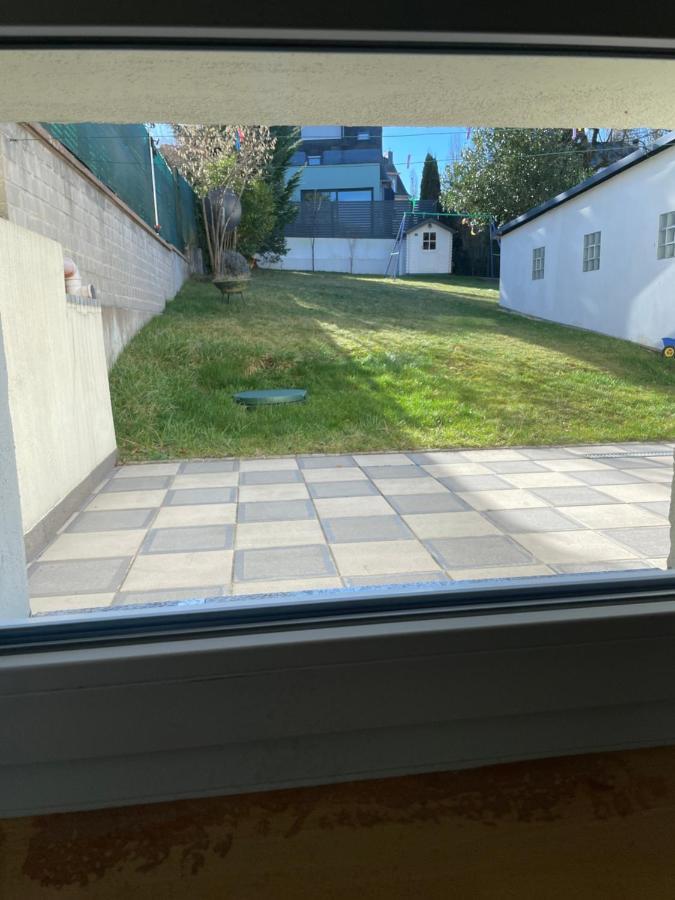 Simple Room In Luxembourg City エクステリア 写真