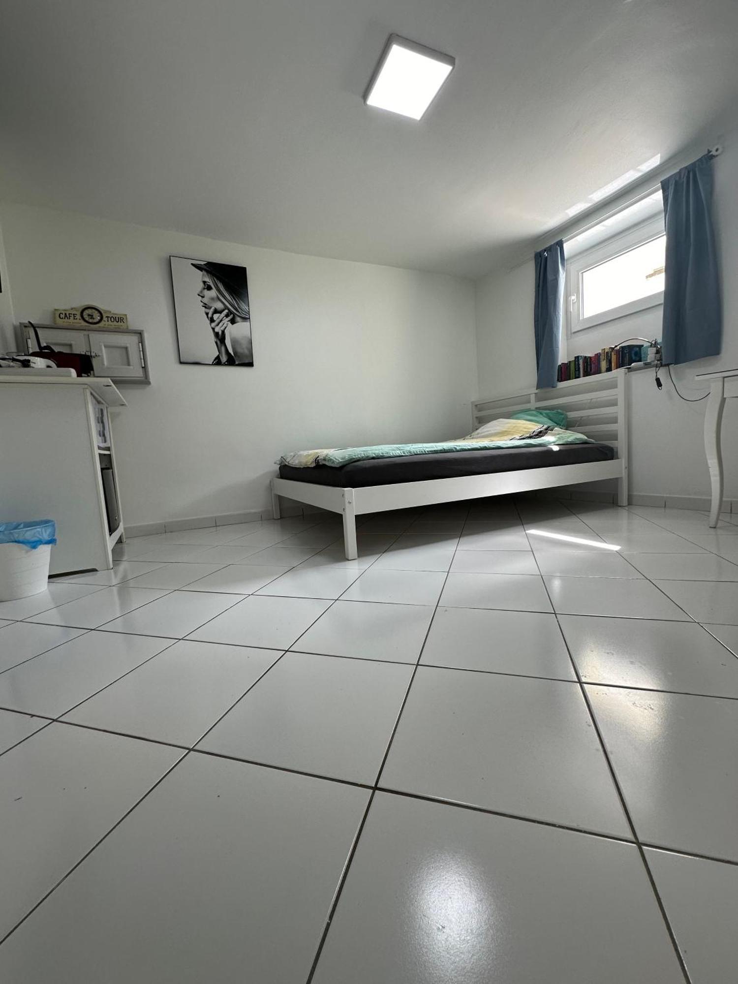 Simple Room In Luxembourg City エクステリア 写真